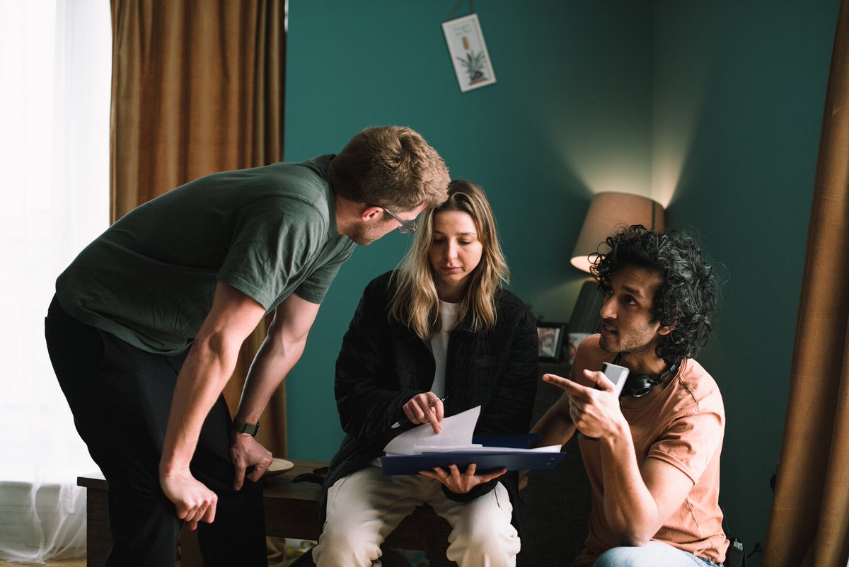 assadthinker's tweet photo. Some photos from the set of "The Fox and the Grapes" written and directed by Assad Zaman 

Watch and vote for the film until June 21 here: https://t.co/BR03lKTWCb ✨️

#assadzamanday https://t.co/t0ayThmZK5