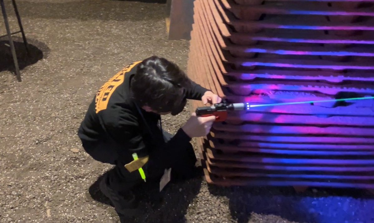 pgpawPuqfezHRCj's tweet photo. #由緒正しきハンドガンの構え方
#CURVE
#カヴ会
#ACETECH
LASER(人*´∀`)BEAM♪ https://t.co/ZcVqW28Y8A