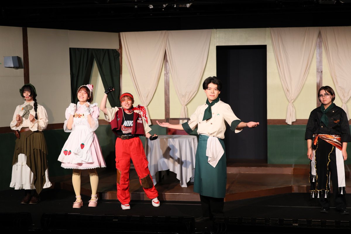 gekkosya's tweet photo. .･ﾟ ❇️🍽️ 2st終了🍽️❇️ .ﾟ･.

本日の公演が無事終了しました✨
ご来場いただいた皆様、本当にありがとうございました🙇🏻‍♀️

🍳明日は3stと4stです！
ご来場お待ちしております💫
【明日��公演】
  6/20（土)
  13:30開演
  18:30開演

#ライマン新聞#劇団月光斜 https://t.co/VYE7shnM54