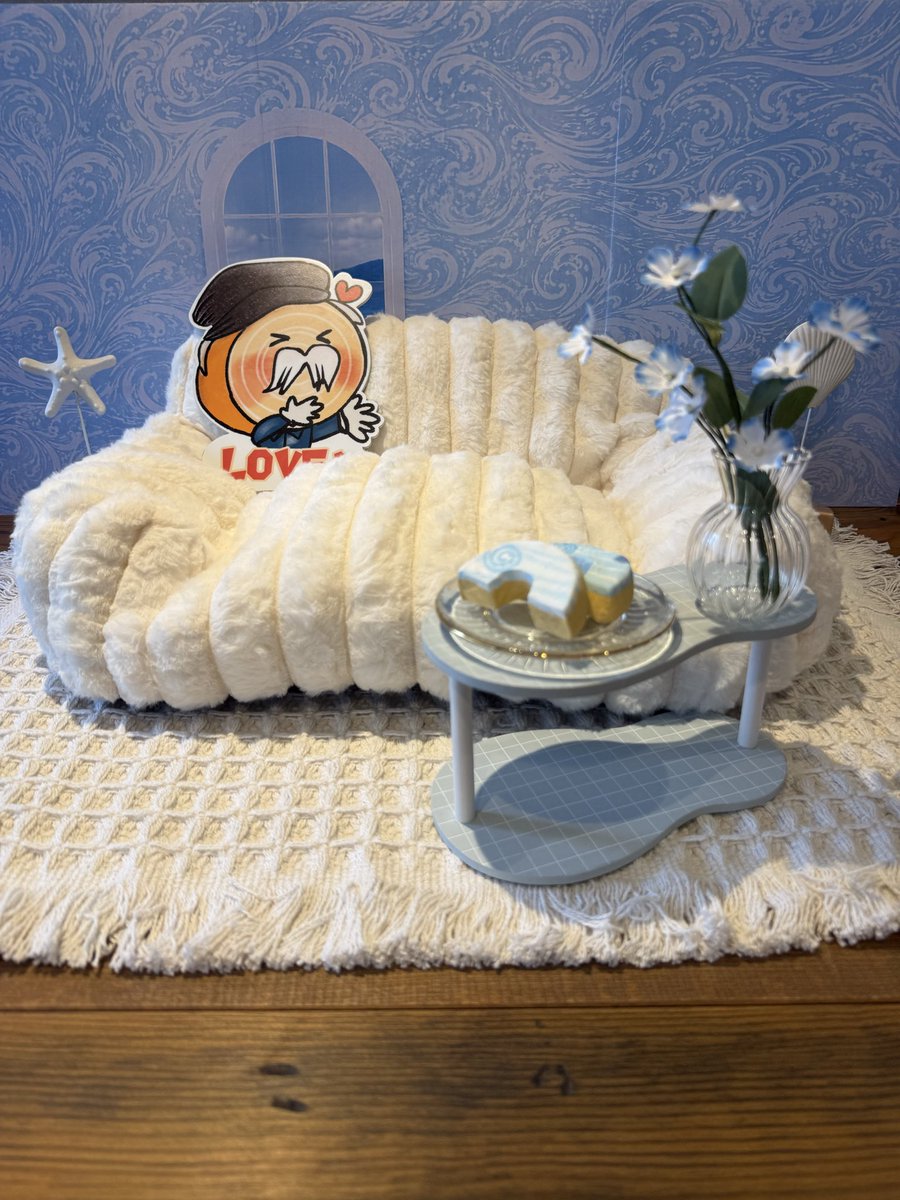 maaru_factory's tweet photo. 販売初日！
#淡路うず助 ファンがいっぱい！

#うず助ばぁむ もたくさん購入してくれました♪
売り切れにならないようにいっぱい製造しますので。
#南あわじ市 #フォトスポット https://t.co/GzaqTM9ftE
