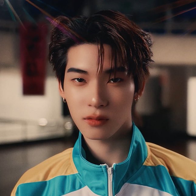 5percentmarch's tweet photo. ถ้านี้ไม่ใช่นักกีฬาที่หล่อที่สุดดดด✨ หล่อจนใจนี่เจ่บบบ🤏🏻 พร้อมไปเชียร์พี่นักกีฬาคนเก่งแล้วค้าบบบ 💚🩷 

#กีฬาสีดูมันดิ2026
#twnpich #porsuppakarn https://t.co/RWsFvo221O