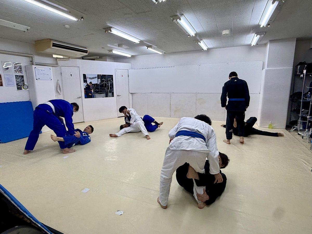 GrabakaHM's tweet photo. グラバカ東村山日記:！競技力を向上させる最も簡単な方法。　https://t.co/OINTRjyq5v　#グラバカ赤羽　#北区　#赤羽　#ブラジリアン柔術　#格闘技 https://t.co/qWOi6SEz9K