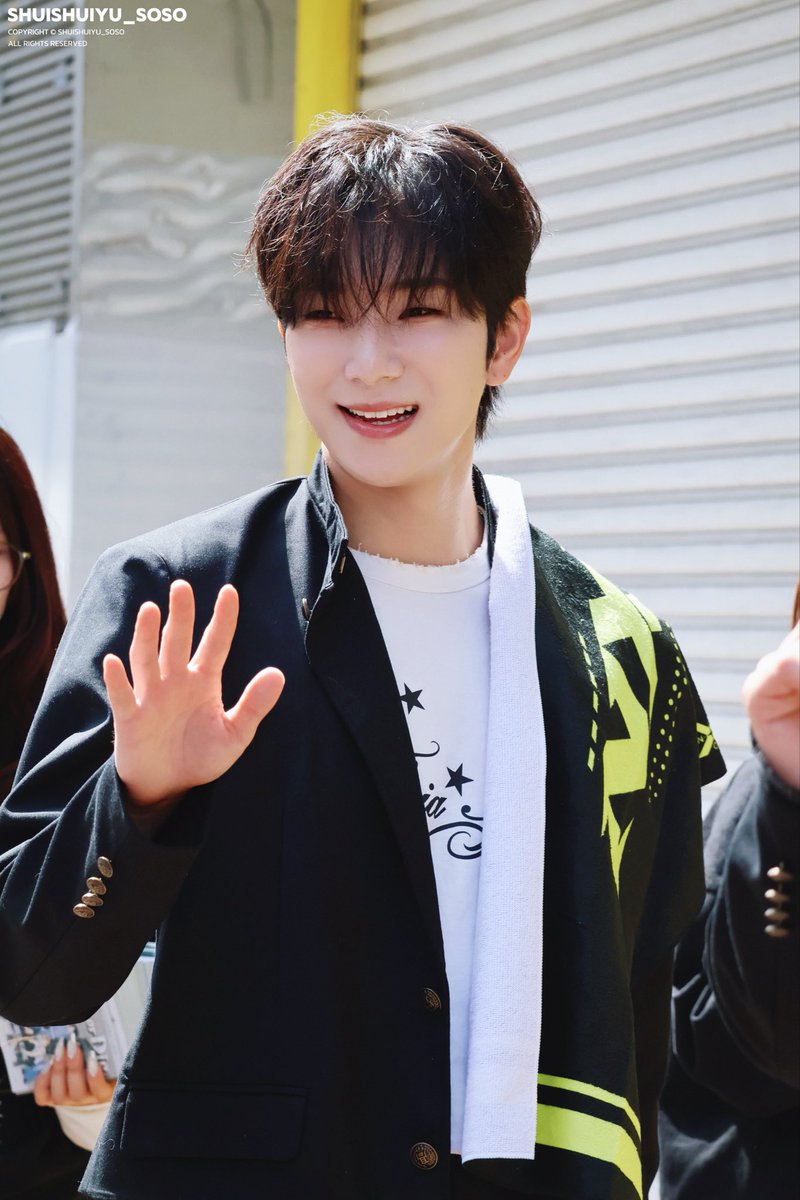 shuishuiyu_soso's tweet photo. 260606 PR

#NXON #엔엑스온 #JOHA #조하 https://t.co/hJ0pLPmOTM