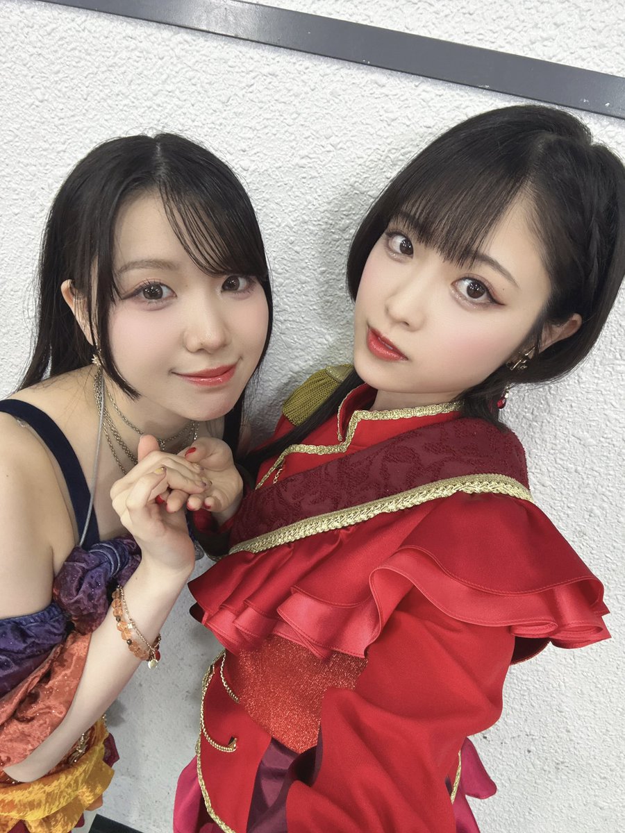 tsumugi_nanase's tweet photo. ライブの思い出③📸

月村 手毬役　小鹿 なおちゃん
秦谷 美鈴役　春咲 暖ちゃん
篠澤 広役　川村 玲奈ちゃん
倉本 千奈役　伊藤 舞音ちゃん
花海 佑芽役　松田 彩音ちゃん https://t.co/j3JakIwNKb