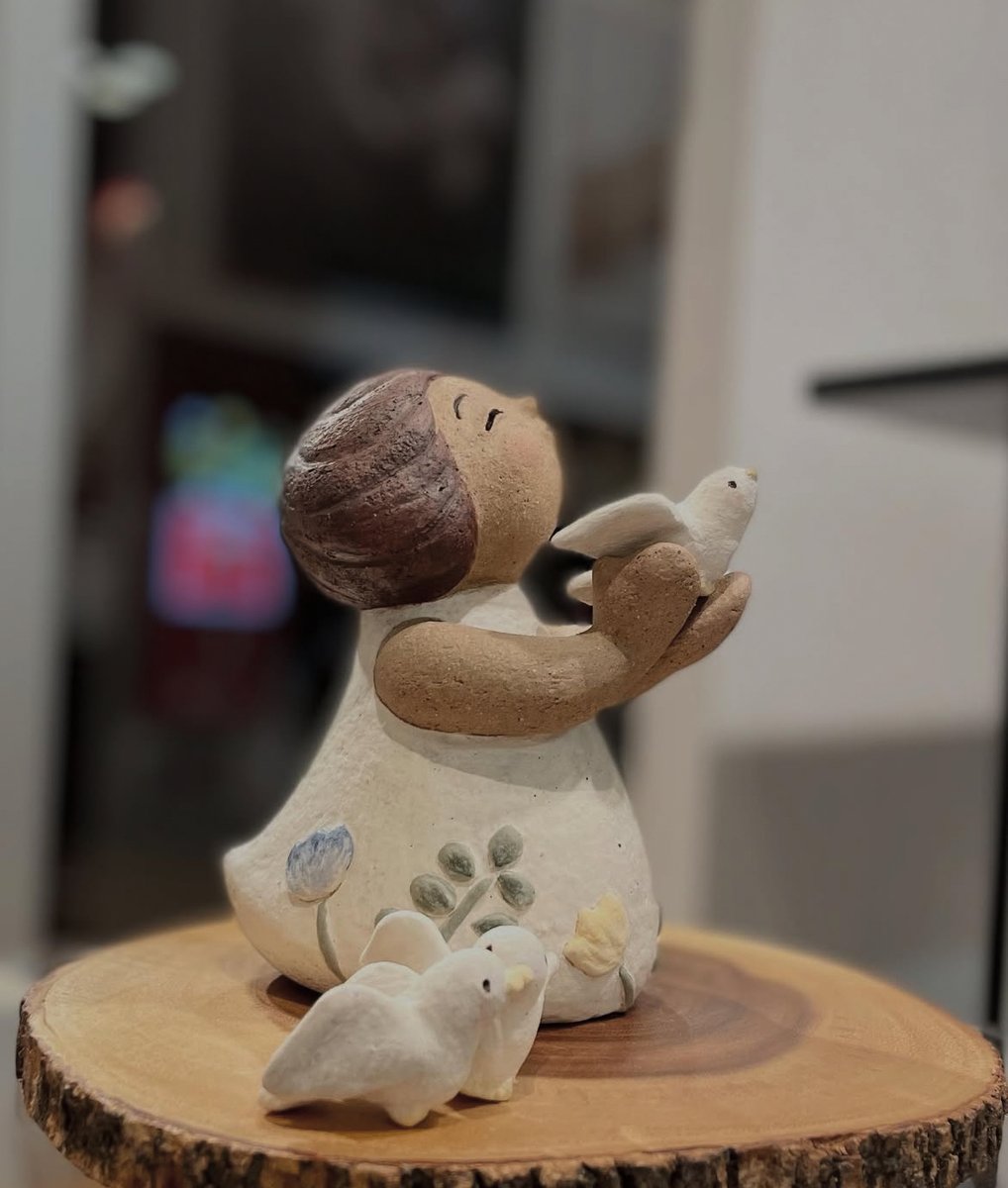 kanansgallery's tweet photo. まだまだ先の話ですが、11月２６日から開催するワイアートギャラリーでのつちびと展
私にとって特別な意味を持っています。
これまでだって、ありったけのチカラで臨んできましたが、今回は・・更なるチカラが欲しい。
これまで以上のの想いを込めたい！
https://t.co/Q9sWMZTDVGはてなブログ更新 https://t.co/qqbIhuwSGa