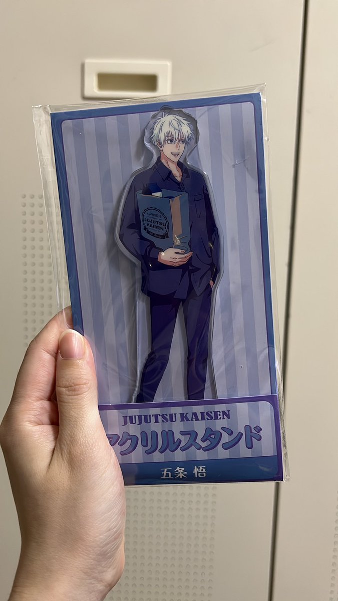 AnImpotant's tweet photo. 母が職場の近くで見つけたそうで、捕獲したーって渡してきてくれました！
思いがけず、2個になった！！よかった😁 https://t.co/jz9cyes1y4