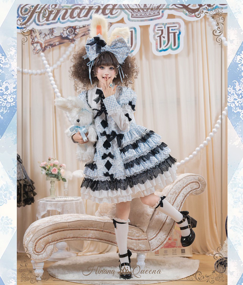 shiny5432's tweet photo. 〜 ガラスケースを抜け出して、秘密のお茶会へ
完璧な美しさを纏う、アリスのビスクドールドレス〜  

アンティークのビスクドールが持つ、繊細でどこか儚げな愛らしさをイメージしたワンピースです。

HinanaQueena / アリスのビスクドール ロリィタドレス セット [LO1609] https://t.co/0CZM9pRZB9 https://t.co/FuymuhzULQ