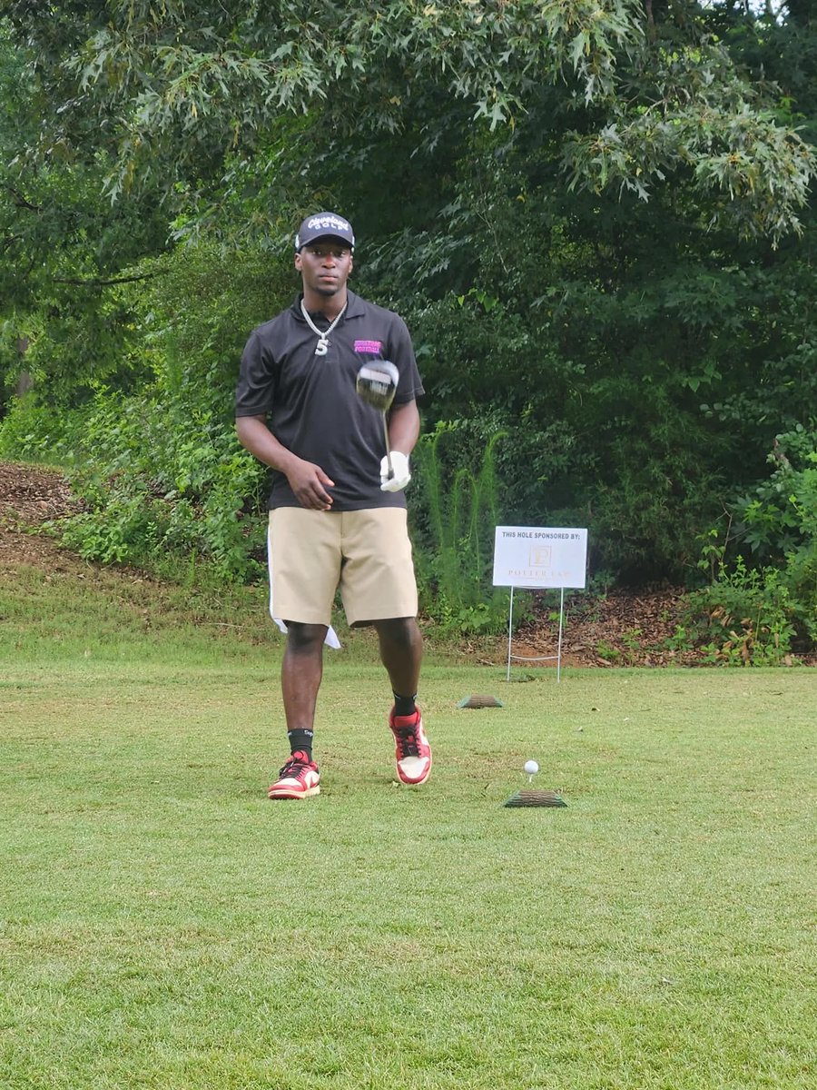 QuincyLCarter's tweet photo. @jaycob2jones @taythomas26 @aarcher598 
@HeritageAD5 @recruitpatriots 1st annual Golf Classic was so much fun. Our KINGS were exposed to what COMMUNITY IS ALL ABOUT…GOD THANK YOU FOR YOUR VISION… https://t.co/cjJkveRBGE
