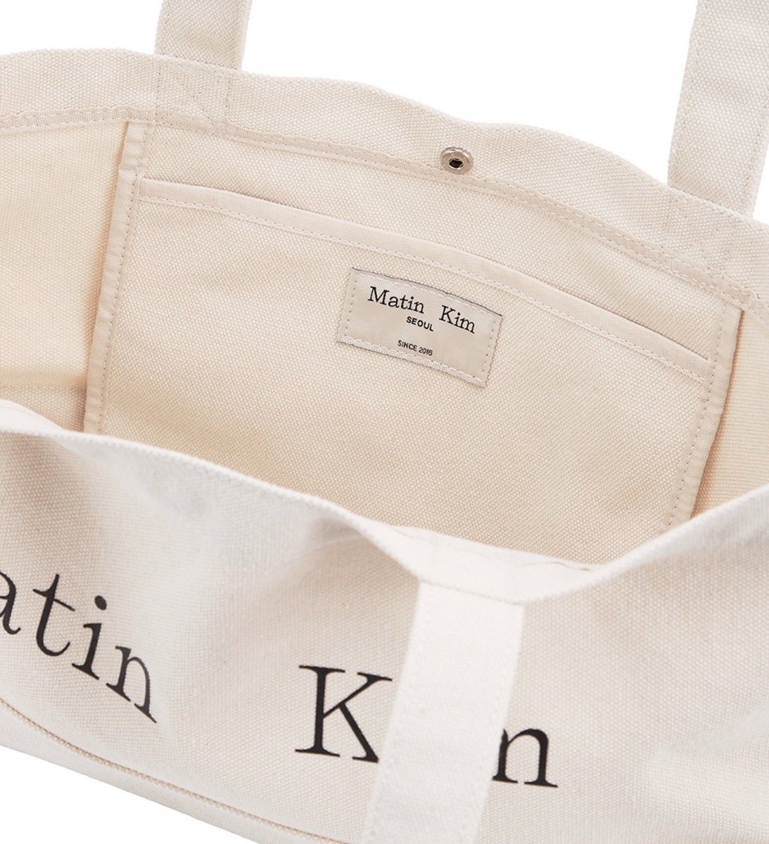 ACB_PreKorea's tweet photo. Preorder sale58%
Matin kim LOGO CANVAS WIDE SHOULDER BAG

ลดเหลือ เรือ 750 แอร์ 820
มัดจำ 200 ส่งฟรี ems https://t.co/OU6W0b6ybb