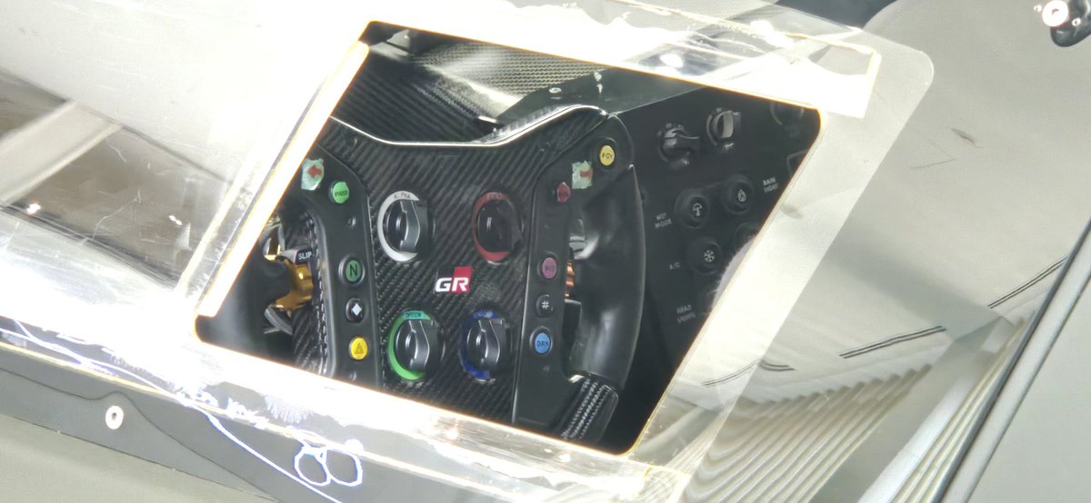 mukami227's tweet photo. オートメッセでは殆ど見れなかったGR GT3も嘗め回すようにゆっくり見れて良かった https://t.co/W6zWs8LhCJ