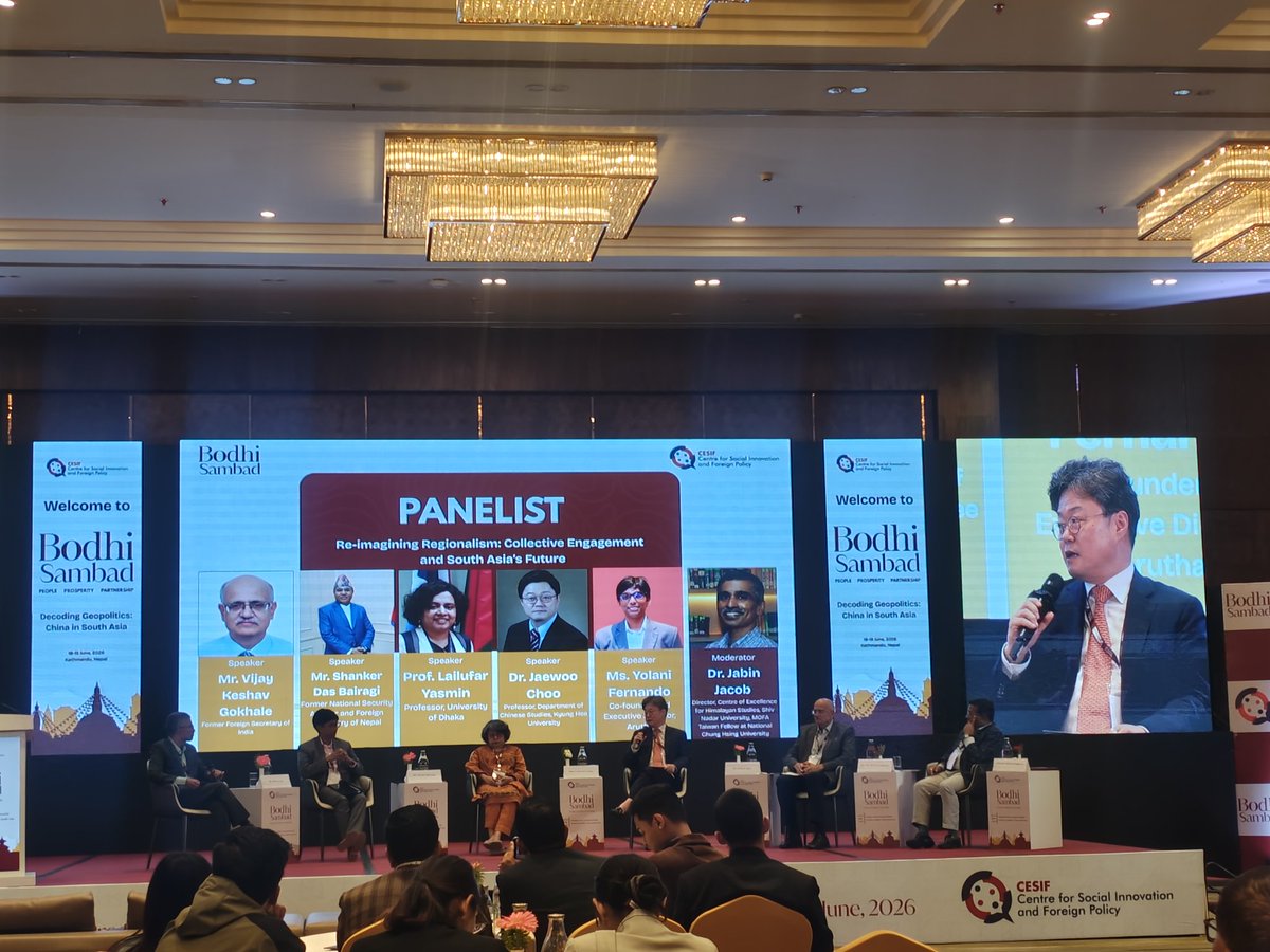 randhirJNK's tweet photo. The final panel;
"Re-imagining Regionalism: Collective Engagement and South Asia's Future"
#cesif #bodhisambad #conclave #kathmandu https://t.co/1xvGyr4hwU