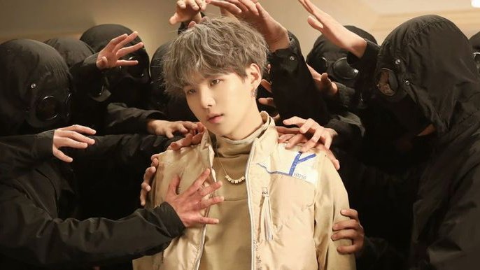 oceankive's tweet photo. thinking of how yoongi rapped ab the shadow getting darker in 2020 &amp; now in 2026 it's enveloped the entire room in a dark thunderous havoc https://t.co/ZTMh9F17WO