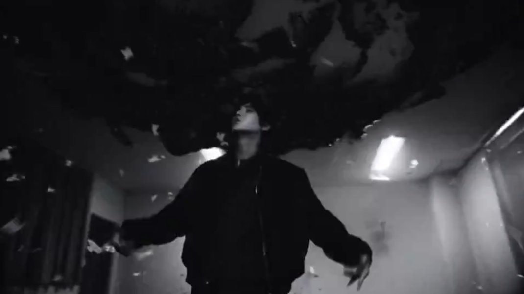 oceankive's tweet photo. thinking of how yoongi rapped ab the shadow getting darker in 2020 &amp; now in 2026 it's enveloped the entire room in a dark thunderous havoc https://t.co/ZTMh9F17WO