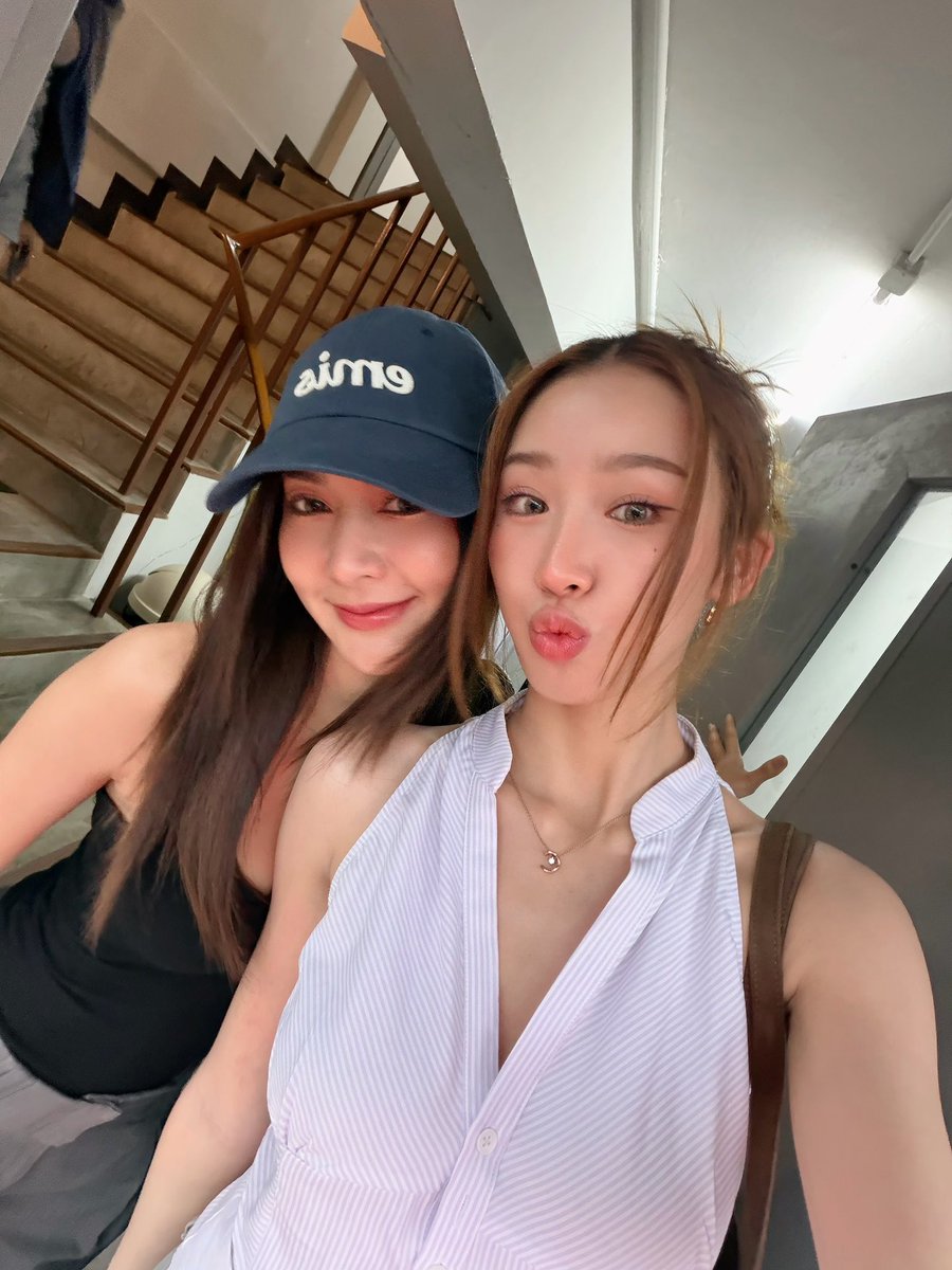 jessienatsiya's tweet photo. จุบุ คิคิ 😽

COLOR OF TPJS VIBES 19

#Tungpangjessie #ถุงแป้งเจสซี่
#Tungpangpl #Jessienatsiya https://t.co/AluifiLPHD
