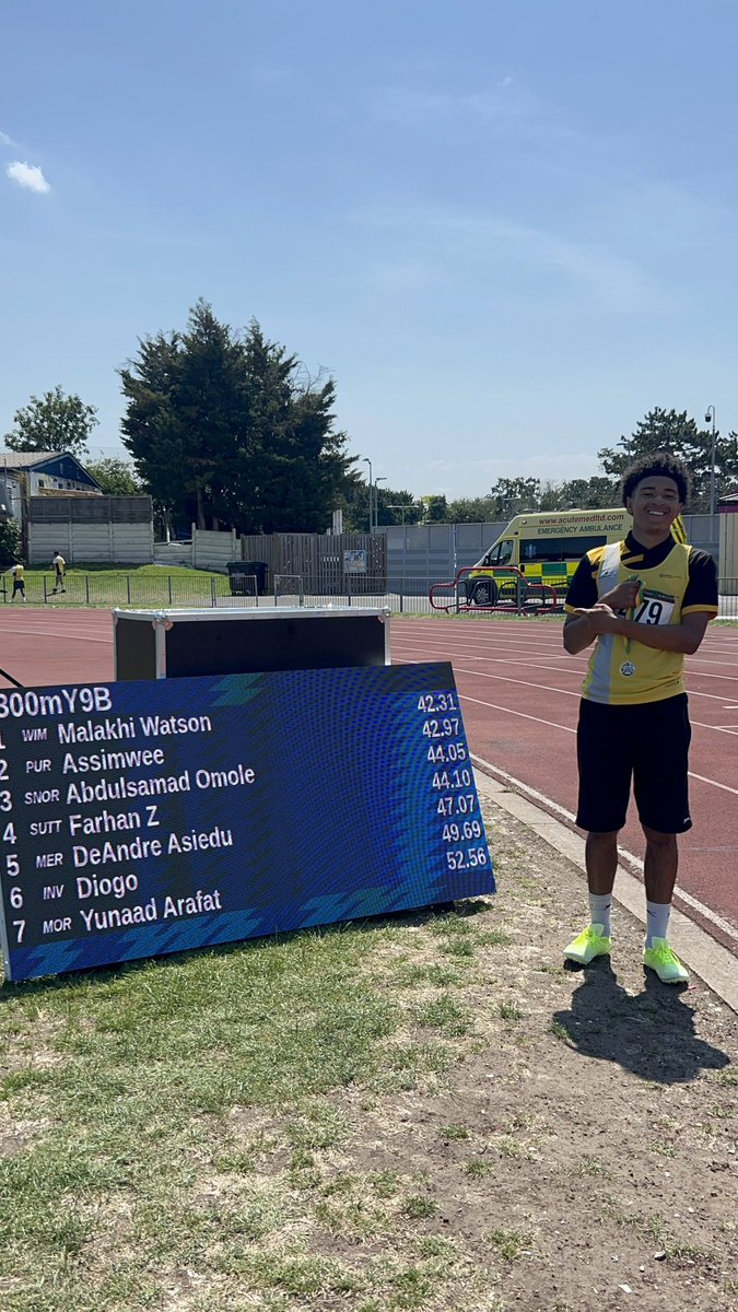 HAWI_PhysEd's tweet photo. Malakhi securing Gold 🥇 in Year 9 300m https://t.co/ONkHZWcVls
