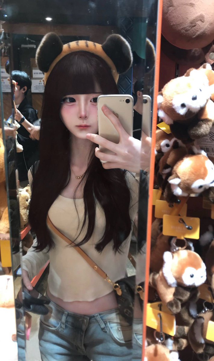 UunYu8162's tweet photo. 보정해두 마음에 안들어서 앞머리 ai로 만들었음 #프아트친소 
#우울계_𝕏친소 #우울계𝕏친소 #트친소 
#정병계_𝕏친소 #정병계𝕏친소 #겹친소 
#일상계_𝕏친소 #일상계𝕏친소 #우울계
#맘눌뎀 #정병계 #일상계 https://t.co/oM3Mr58H2a