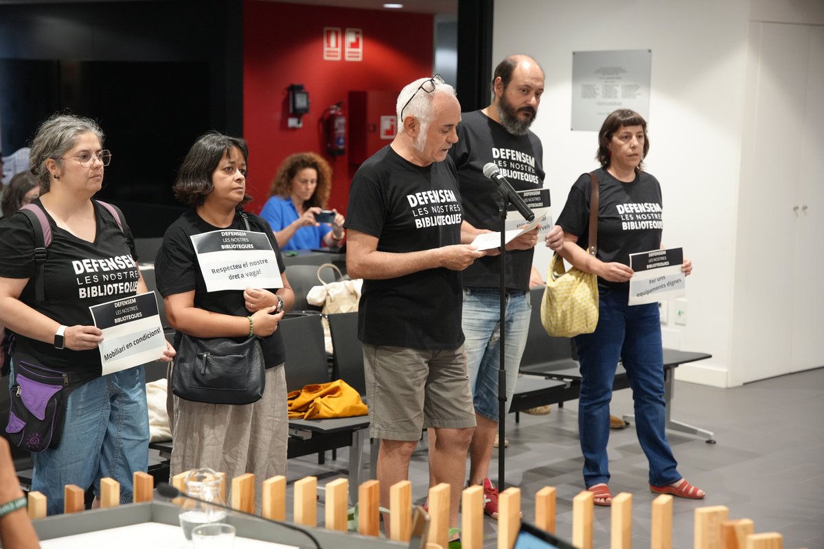 cupsantcugat's tweet photo. El personal de les biblioteques municipals alerta que l'ajuntament vulnera el seu dret a fer vaga, i que ho han denunciat a Inspecció de Treball.

Tot el suport a les treballadores en lluita! https://t.co/CbvhKT6Ece