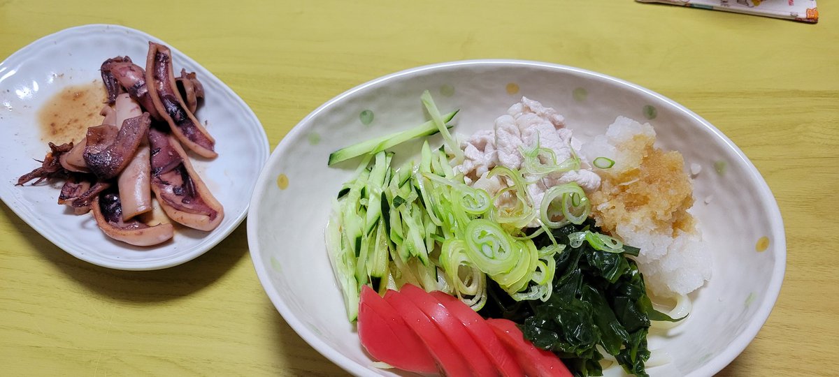 ndandagohan's tweet photo. 晩ごはん🌟

色々疲れて簡単に済ませました😅

＃晩ごはん
＃おうちごはん https://t.co/z0SviL8VfK