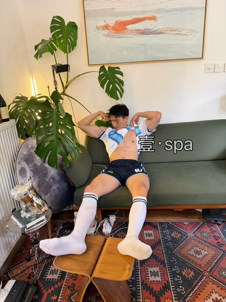 Dom8xe3's tweet photo. 上海spa💪 https://t.co/XjSlcvI3Gt