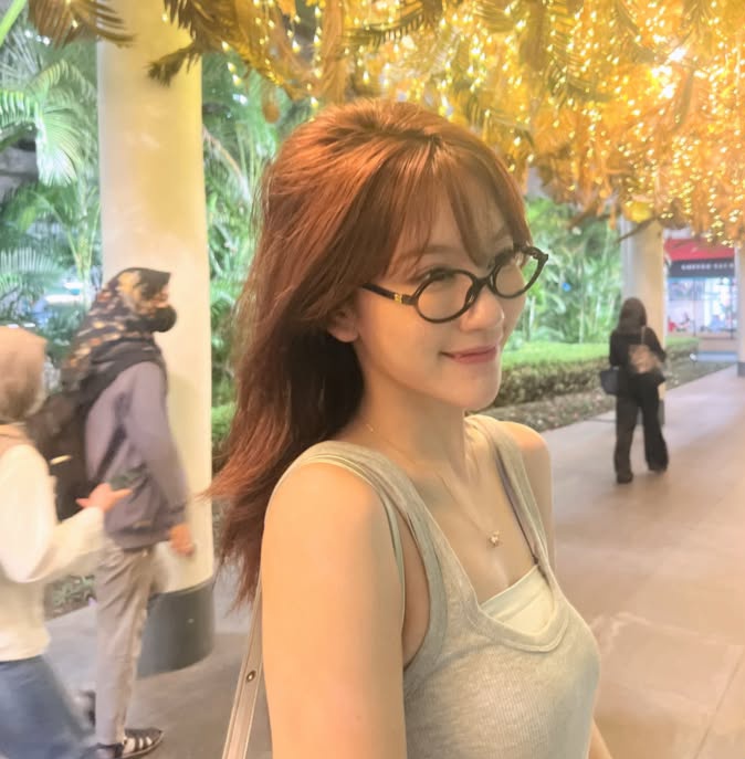 shandykuro's tweet photo. masih stuck di dua foto ini cantiknya DASYAT BANGETTT 🛐🛐 https://t.co/6Rh6wF6V31