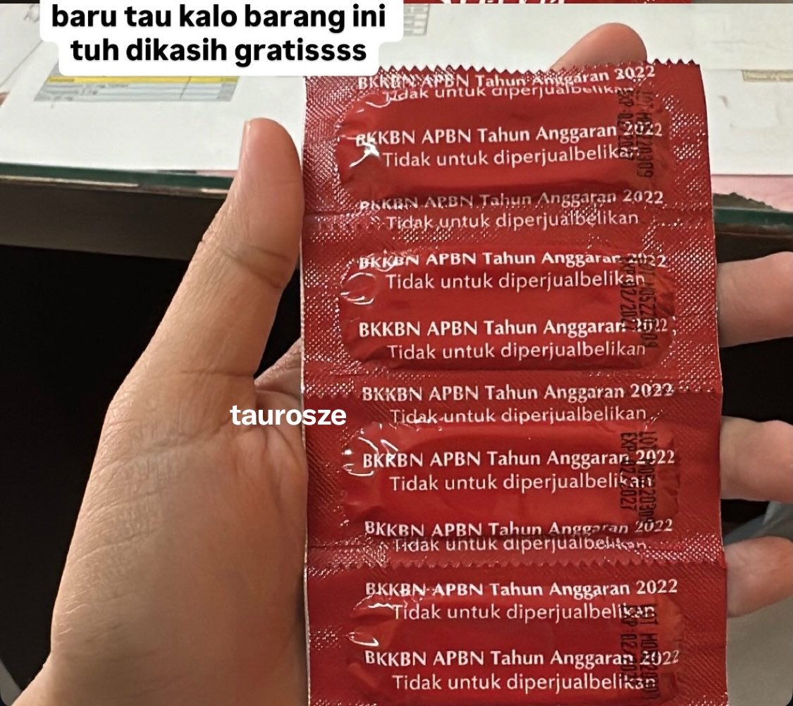 taurosze's tweet photo. Selama ini orang beli sendiri, ternyata BKKBN udah sediain gratis dari dulu 😭

Baru tau ini dari story temen, padahal udah dianggarin negara tiap tahun lewat program BKKBN.

Sebagai apoteker jujur baru ngeh juga 😯

Coba ngaku, siapa di sini yang masih beli sendiri padahal ini GRATIS di puskesmas?