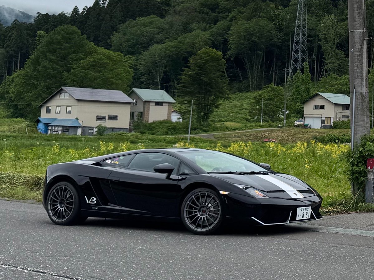 Libra_Oct9's tweet photo. ガバガバだけど運転は楽。

 #このくらいの車高が良い https://t.co/uvNj6JsI9O