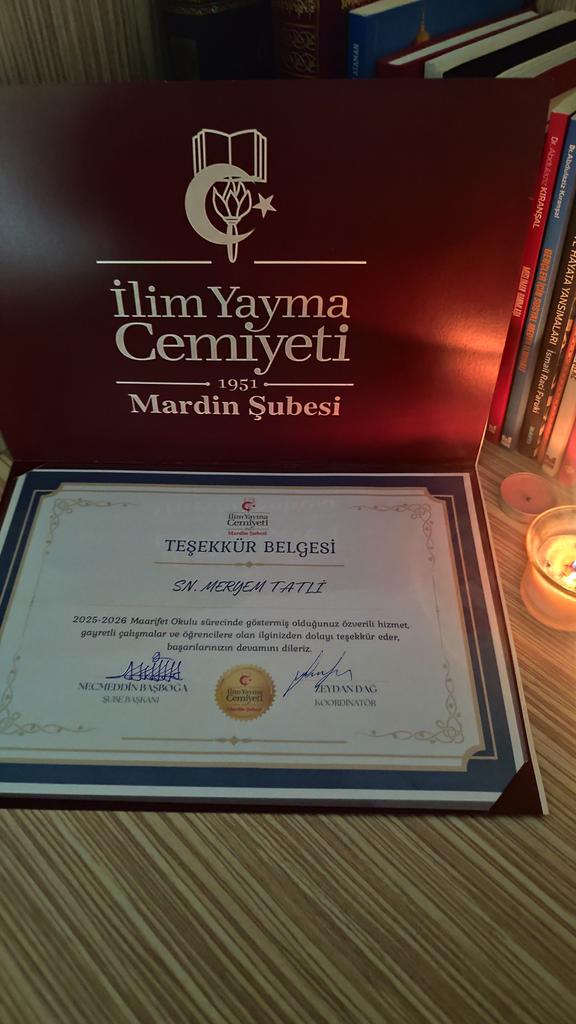 Meryemtatli10's tweet photo. Bir dağ rüzgarı nezaketiyle geçmeli dünyadan '🪽 https://t.co/yC57d24gqi
