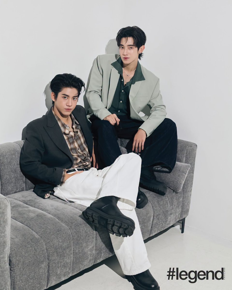 GMMTV's tweet photo. พบกับ “แอลม่อน - โปรเกรส” ในนิตยสาร Hashtag Legend Thailand ฉบับมิถุนายน

แฟนๆ สามารถติดตามรับชมภาพแฟชั่นเซตและบทสัมภาษณ์ฉบับเต็มของ “แอลม่อน - โปรเกรส” ได้แล้ววันนี้ทาง #legendThailand นะคะ

#legend_th
#legendInfluence  
#AlmondProgress 
#GMMTV 
@almondsleepp @___progresss___ @th_hashtag