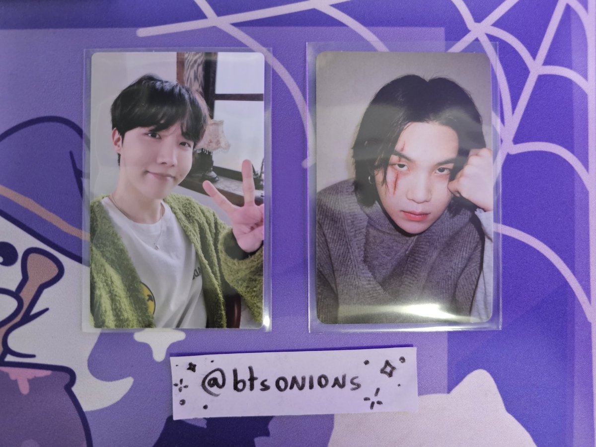 btsonions's tweet photo. alguém poderia me ajudar a precificar esses hobi e yoongi aqui? vai pro meu drop mas não faço a mínima ideia de quanto eles estão valendo hoje em dia https://t.co/KFo2yschh5