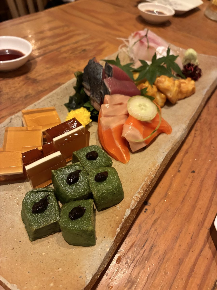 Kite_Yite's tweet photo. 飲み会🍶

同僚と先輩たちと良い時間を過ごせたことに感謝☺️

次は来週水曜日✨ https://t.co/BL9g4fj0Ym