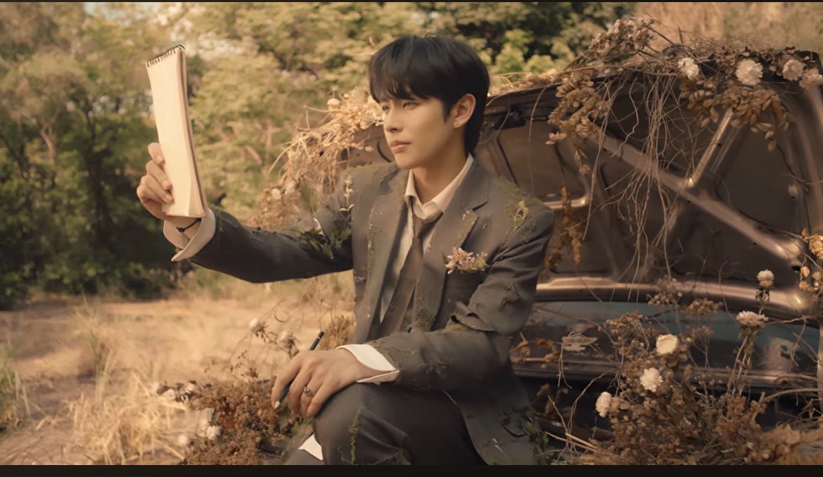 draftsforjah's tweet photo. ‘dahon’ mv out now on YouTube 

🔗 https://t.co/Kw6vEQ0Eb8

stream dahon musicvideo
@justintdedios #justin
#justindahon #dahonmv https://t.co/99wbnk8oQd