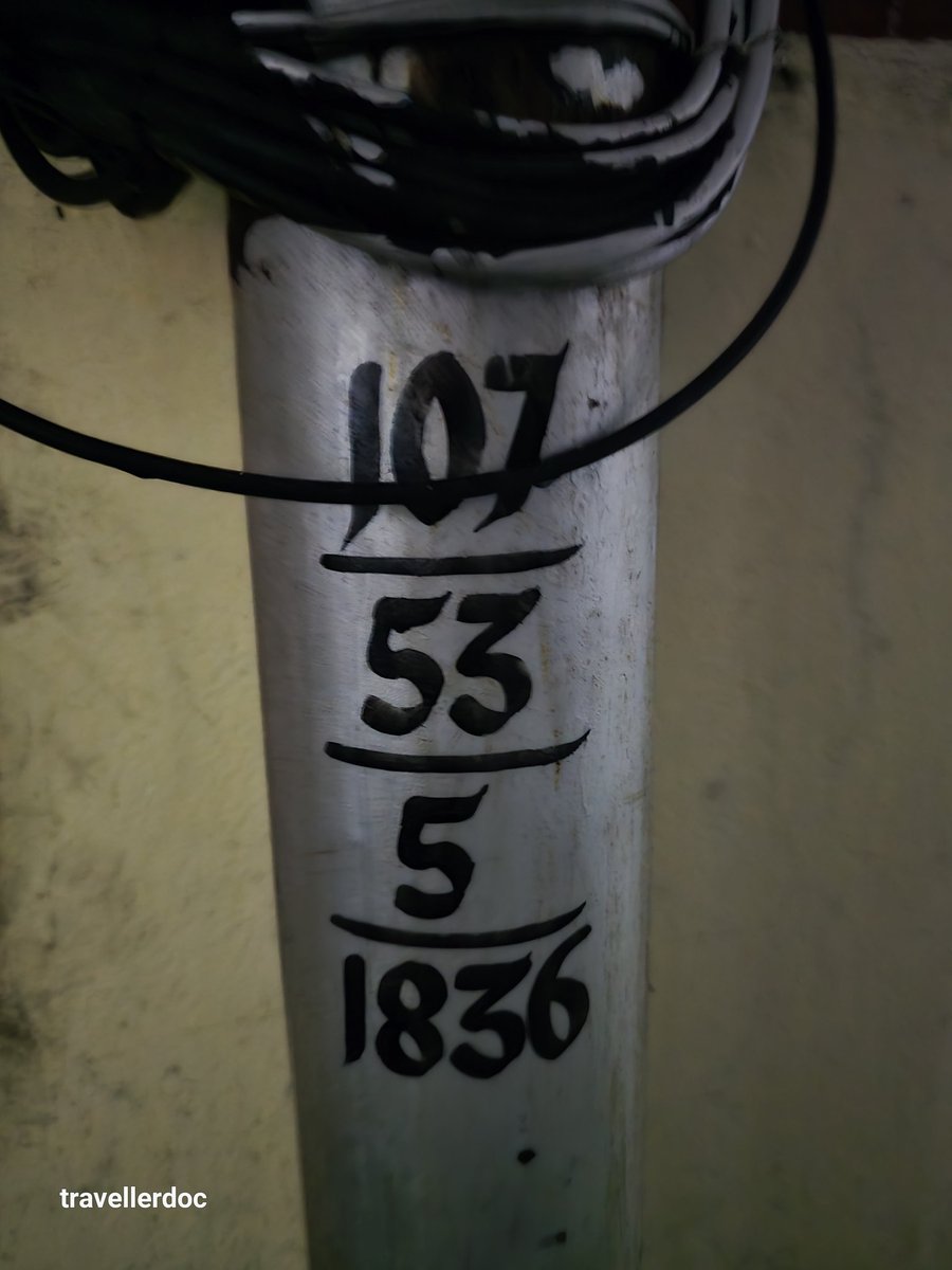 drkrish85's tweet photo. @CESCLimited @kmc_kolkata @KPTrafficDept @CPKolkata @SuvenduWB @paulagnimitra1 @swapan55 These Street lights are not working for last 3/4 https://t.co/KaNjThKWIn action have been taken yet by the concerned authority @CESCLimited .
@paulagnimitra1 @CESCLimited plz do the needful. https://t.co/mAqRDeFQcw