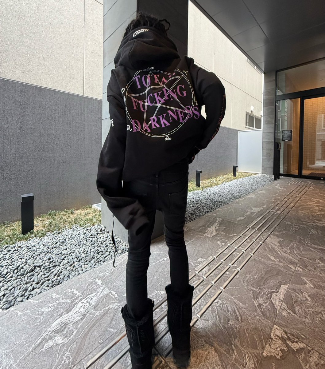 yslcoe tweet picture