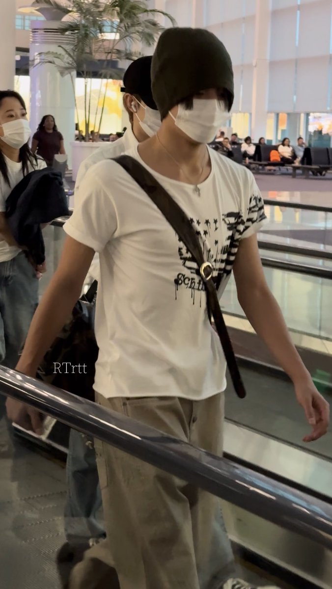 RTrtt_1's tweet photo. 260619 ICN 출발

#리쿠 #RIKU #リク
#엔시티위시 #NCTWISH https://t.co/sAexdfmH61