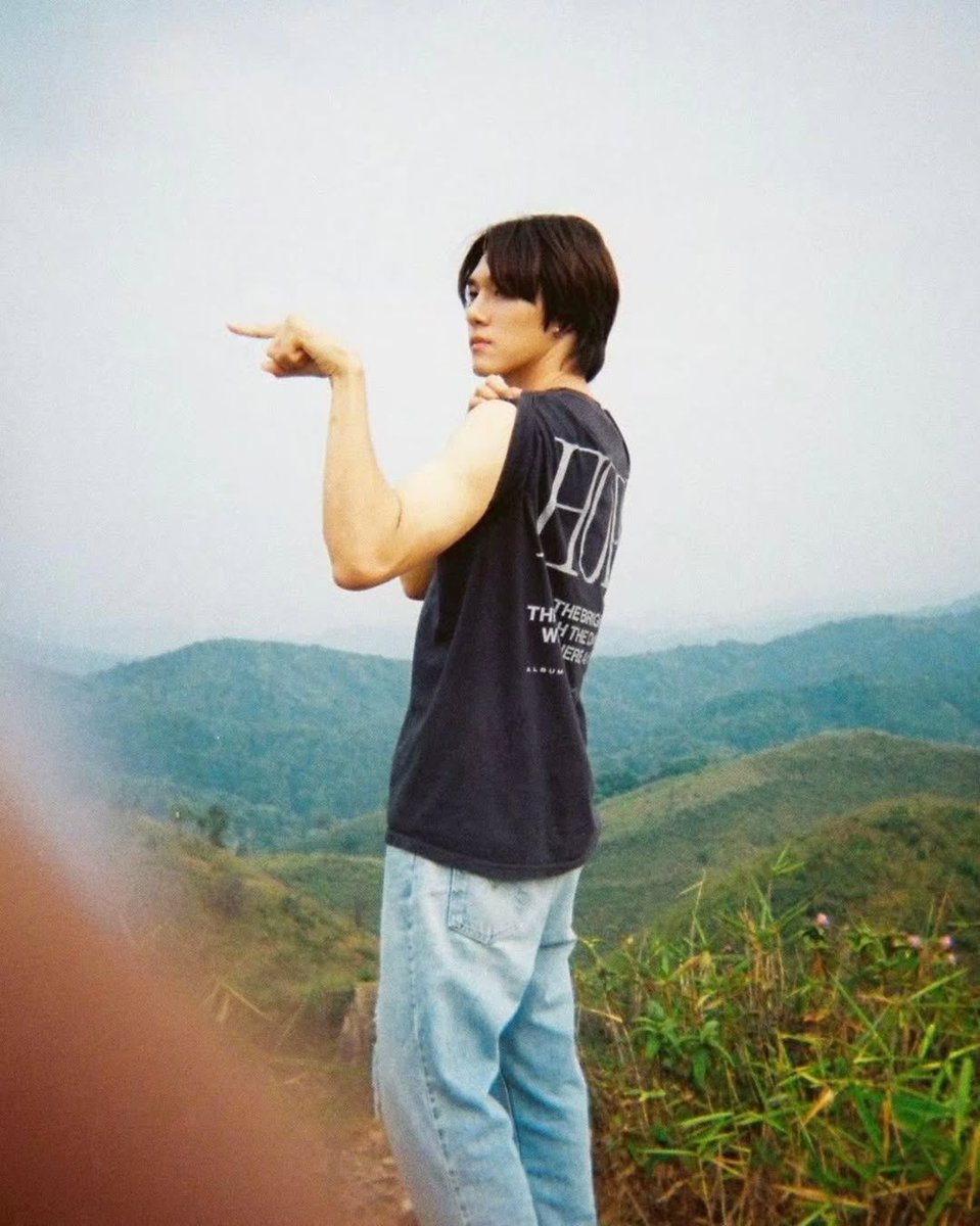 JigzErotang's tweet photo. ถ่ายติดนิ้วแบบนี้ ตากล้องคนเดียวกันปะ https://t.co/jTmsQ9rEN3