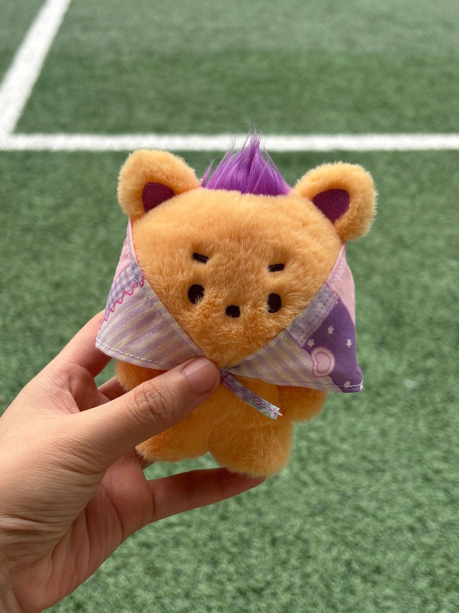 beeonsion's tweet photo. 시오니니 시오니랑 똑같이 생겨서 안 살수가x,,, 🥰 https://t.co/4NR9rWWhei