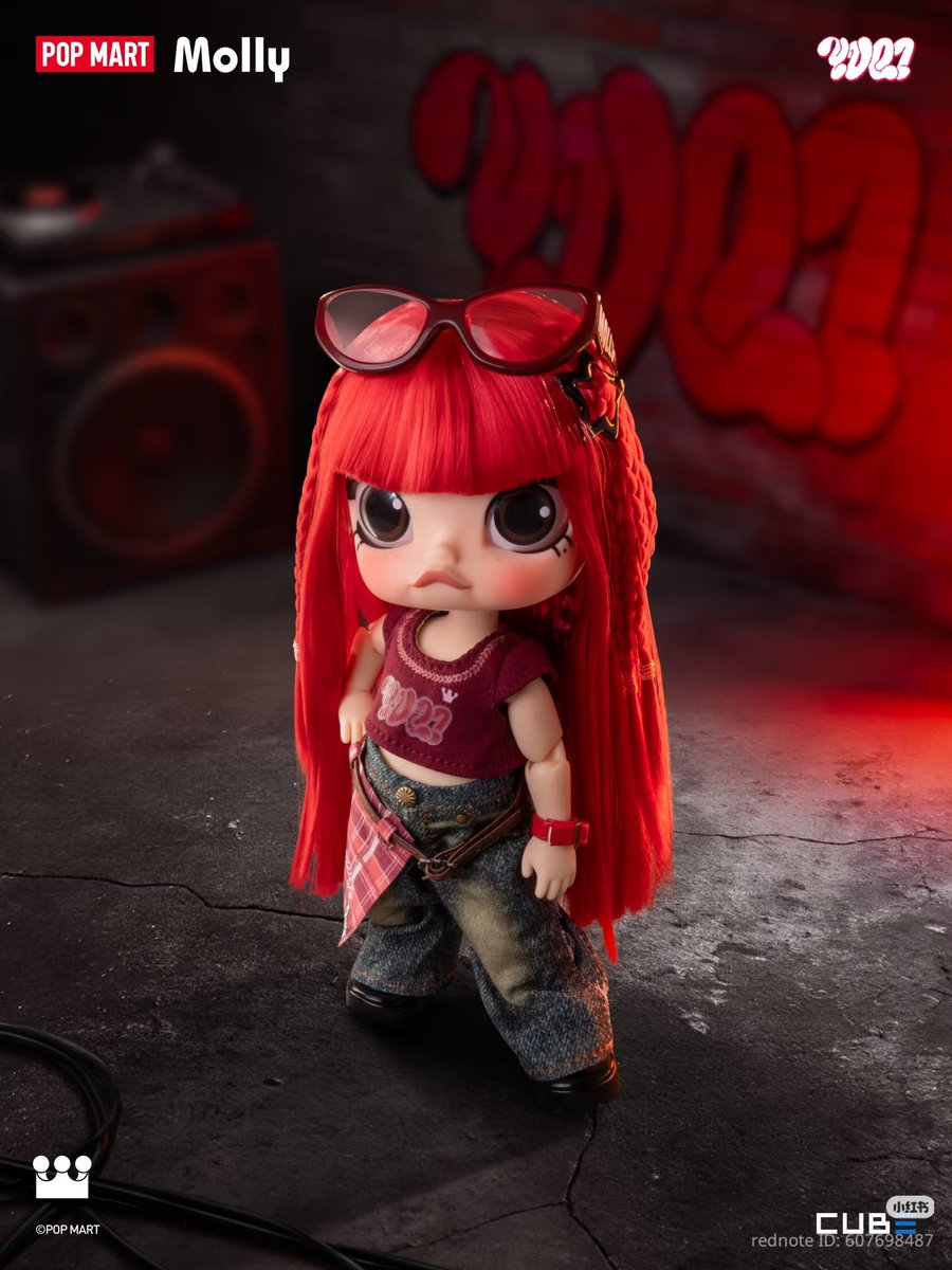 dyomines's tweet photo. YUQI x POP MART MOLLY

Online Release: June 25, 2026, at 22:00
(Sales platform is subject to official platform announcements)
Offline Release: June 26, 2026
Retail price: 399 RMB per box

You can get either yuqi molly or gigi molly, since this series is sold as a blind box https://t.co/augD5fXnAE