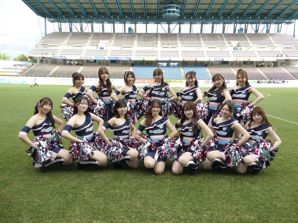 saganofficial17's tweet photo. ／
オフィシャルガールズユニット
「サガンティーナ」2026メンバー
 募集のお知らせ🩵🩷
＼

サガンティーナはサガン鳥栖のホームゲーム(ダンスパフォーマンス、イベントMCなど)、その他スタジアム外で行われるイベント活動、司会補助、テレビ・ラジオ出演などの広報活動など、幅広く活躍しています✨✨

サガン鳥栖を応援している方、人前で表現することが好きな方、一緒にサガン鳥栖を盛り上げませんか✊🏻

🔻詳細はこちら🔻
https://t.co/ouaRkqABXG

公式HPには、「MISAKI」からのメッセージも🫶🏻

サガンティーナ公式インスタグラムで活動を紹介中🧚🏻‍♀️チェックしてみてくださいね👌🏻
https://t.co/NrmTHA5WBF

たくさんのご応募お待ちしてます👏🏻

#サガン鳥栖 #sagantosu