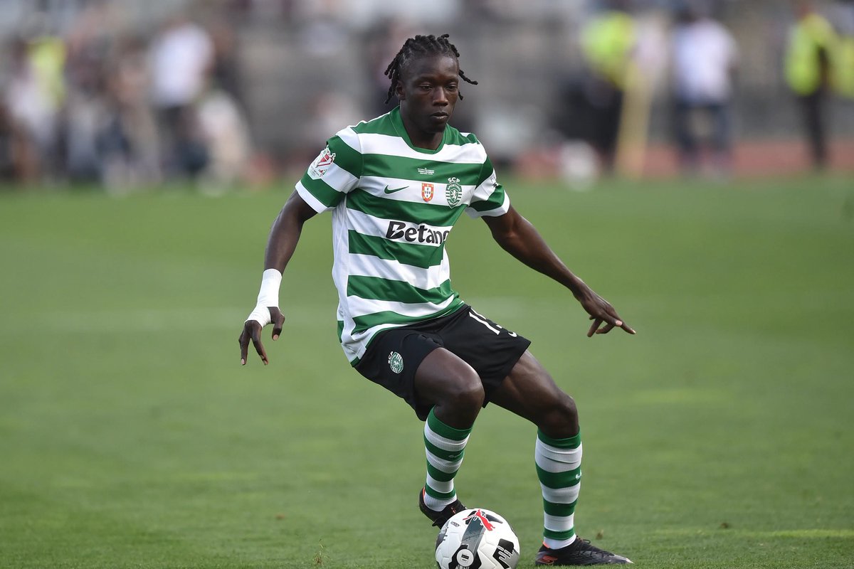 TalkingSporting's tweet photo. Sporting will only consider one option for Faye

At present, the Lions are not considering a loan move, so Lorient and Elche will have to dig deep into their pockets if they want him

[🥇@abolapt] https://t.co/afGm2J7SxO