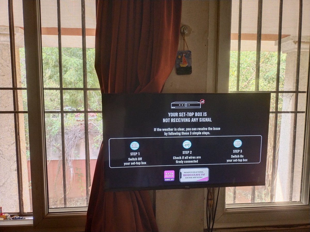 robertpoddar's tweet photo. Hi @TataPlayin 
Every day between 3:00pm to 5:30pm, I am receiving a message that there isn't signal due to rains, whole I have bright sunlight. This has been going on for a very long time. https://t.co/omZbj7GtVd