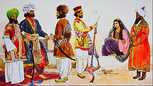 SangaSiddiqi's tweet photo. زه له څه مودې راهیسې په اندېښنه سره وینم چې د پښتنو فعالې ښځې تر ټولو زیات د پښتنو افراطیانو ــ که طالب وي او که غیر طالب ــ له خوا د سپکاوي، توهین او کنځلو هدف ګرځي.

زموږ له ټولنې سره څه شوي دي؟

آیا په پښتونولي کې «ننګ» د ښځو د عزت او درناوي د ساتنې معنا نه لري؟ آیا «ننواتې» یوازې فزیکي پناه ده، که رواني، اخلاقي او انساني ملاتړ هم پکې شامل دی؟ آیا ارزښتونو ته وفاداري او د انسان د کرامت دفاع زموږ د کلتوري میراث برخه نه ده؟

نو له کوم وخت راهیسې سپکاوی، توهین او د ښځو د عزت ماتول د پښتونولۍ برخه ګرځېدلې ده؟

کله ناکله چې د ځینو خلکو نظرونه او کمېنټونه وینم، له شرمه یې پاکوم؛ ځکه احساس کوم چې د ښځو عزت او کرامت تر پښو لاندې کېږي.

زه له هغو هوښیارو او مسؤولو پښتنو نارینه‌وو څخه غوښتنه کوم ــ له هغو کسانو څخه چې تل د ښځو ترڅنګ ولاړ وي او د خپلې ټولنې د اصیلو ارزښتونو درد لري ــ چې د دې چلند پر وړاندې چوپ پاتې نه شي. نن د ښځو دفاع د رښتیني پښتونولي د ارزښتونو دفاع ده.

که موږ د کرکې، توهین او افراطیت پر وړاندې و نه درېږو، نو هغه کسان چې د تاوتریخوالي ، د پنجاب مدرسه او افراط په فرهنګ روزل شوي دي، په تدریجي ډول به زموږ ټولنیز او انساني ارزښتونه له منځه یوسي