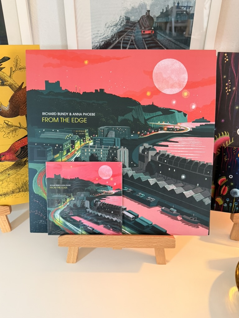 ClayPipeMusic's tweet photo. Richard Bundy &amp; Anna Phoebe's From the Edge is out today. https://t.co/6SWTsvnjD8 https://t.co/m1HfLyvpB1