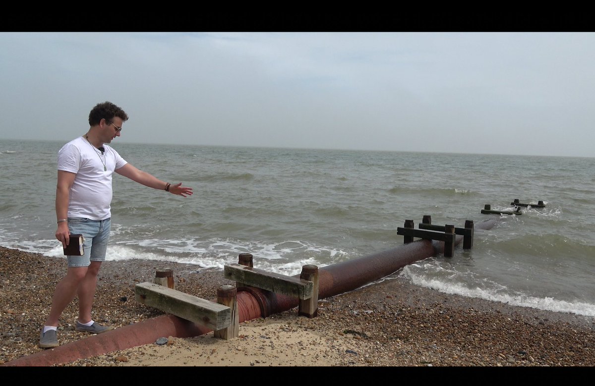 NeyyahGame's tweet photo. The adventure in Neyyah could never feel more real. Felixstowe UK offered so much in adventure, inspiration and design! Fun times coming back to these places for the upcoming Neyyah mini doc!
#adventuregamefriday #gaming #pcgaming #adventure #indiegame #pointnclickgame https://t.co/cuyDzeyMuM