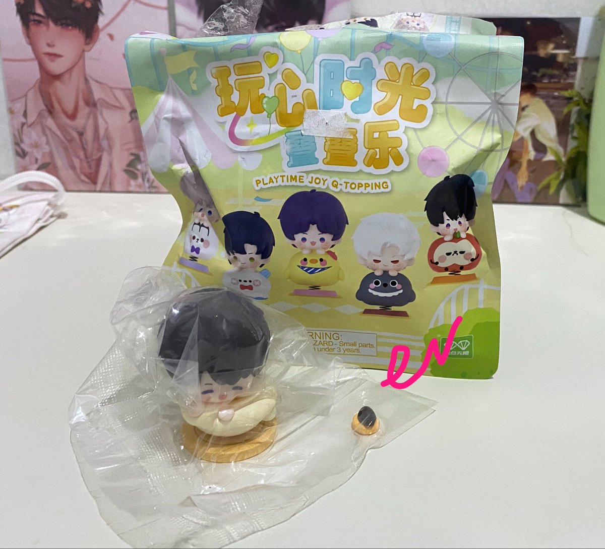 lovinmahiru's tweet photo. wts want to sell lads merch caleb cia yizhou official playtime stacking figure sealed 65k 

jujur aku gatau ini pasarannya berapa (lupa) jadi tlg kasitau aku kl pasarannya lebih tinggi atau rendah ya (jebal) 😭😭 
jual krn udah pensi

#warunglads #wtslads https://t.co/kelzkk4d0H
