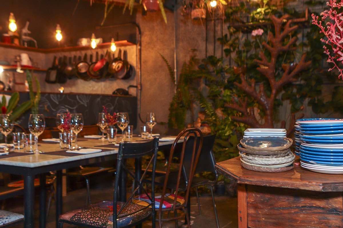 radio1029's tweet photo. No Quintal com Chefs abre temporada de inverno em BH com Festival de Risotos;

O evento reunirá receitas exclusivas elaboradas para aquecer o público durante a temporada mais fria do ano.

Leia mais: https://t.co/gN4rzuSVvS https://t.co/eOeWsyXWJn