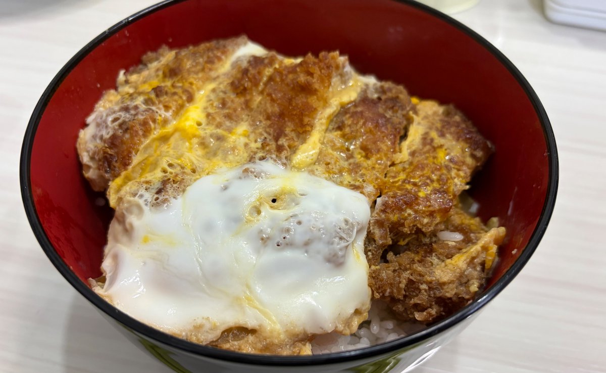 maplemoon2080's tweet photo. カツ丼作ったら激うまだった件 https://t.co/PYpbdyxESJ