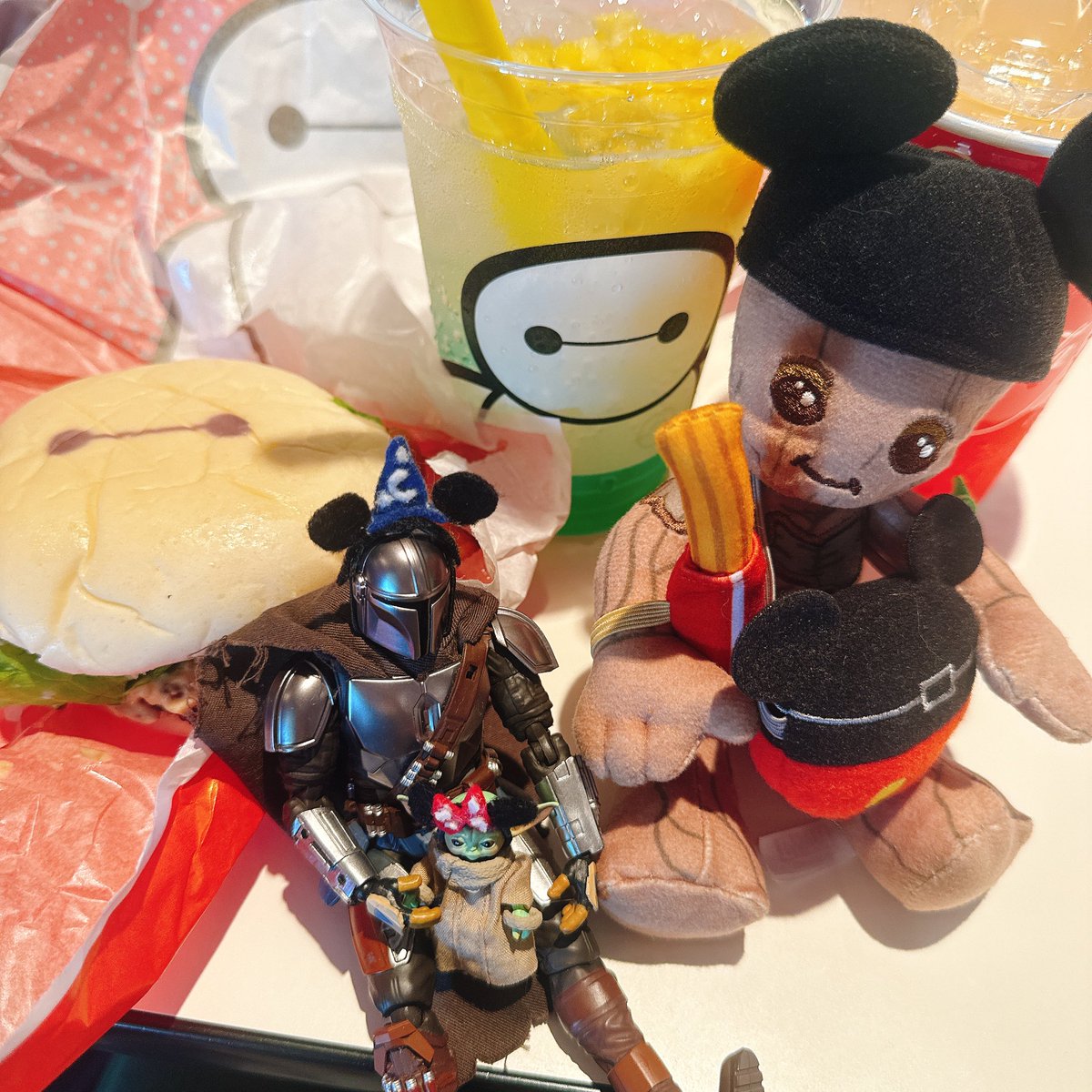 ashimo_t's tweet photo. 我らの飯
小さいお友達(グルート)と一緒！

#マンダロリアンアンドグローグー   
#グローグーが愛おしすぎるキャンペーン https://t.co/0FL5FMbGwz