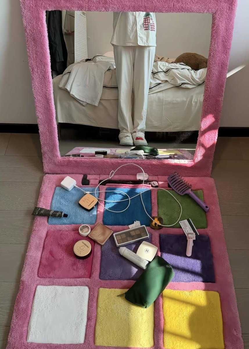 abtjanuary's tweet photo. cute room essentials 🤍
athread— https://t.co/wrP4RZi2NL
