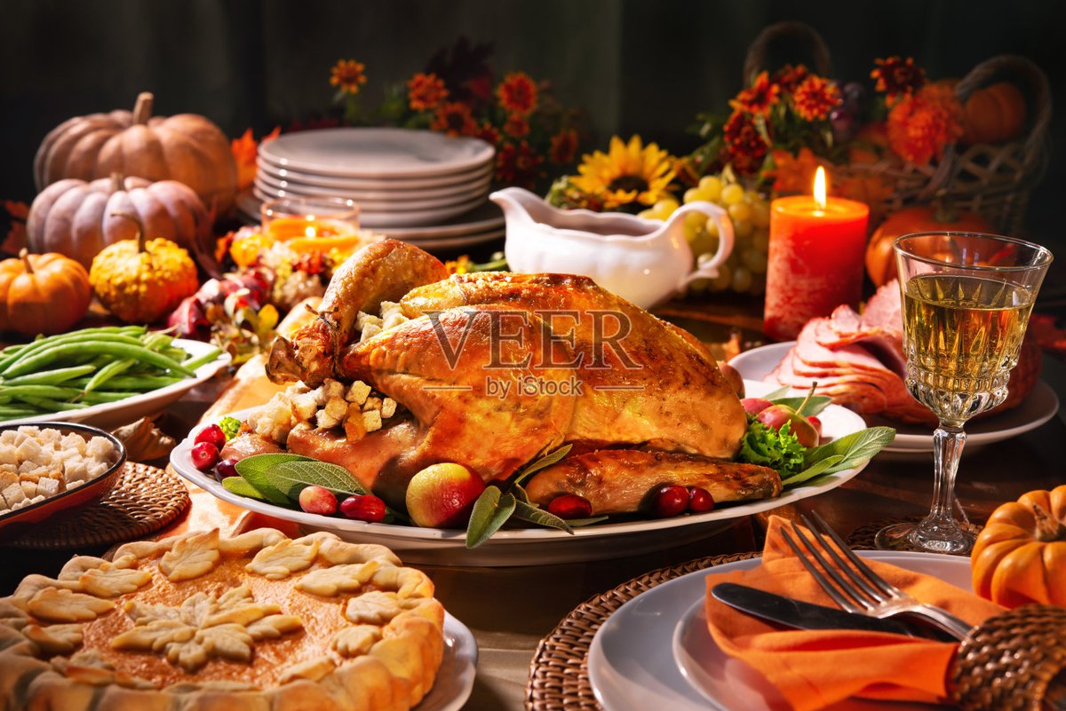 Maqsud_o8o's tweet photo. Thanksgiving is almost here! Warm up with our exclusive roasted turkey set – juicy meat, classic sides, and the perfect gravy. Limited spots, grab yours now! https://t.co/jr3GZhT6y5