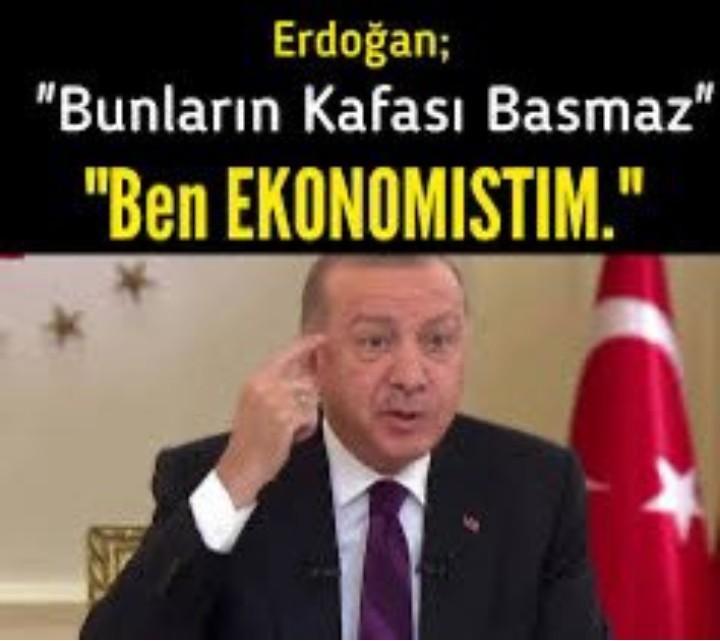 seref_0011's tweet photo. "Ben ekonomistim."

Faiz %37. Enflasyon %32,61. Enflasyon farkı daha cebe girmeden eriyor.

Açlık sınırı:            36.042 TL
Yoksulluk Sınırı: 118.404 TL

Ama olsun...

Anlatılanlara bakılırsa ekonomi uçuyor. Sadece vatandaş yetişemiyor...! 

#GeçimYoksaHuzurYok https://t.co/IikL8fFPDW